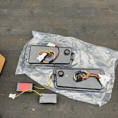 新品未使用★ハイゼットトラック　左右　スモークLEDテール　ウィンカーランプ　S200 S500の画像