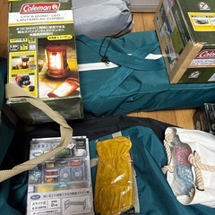 早い物勝ち！！　キャンプグッズ　まとめ　チェア　グリル　ランタン　タープの画像