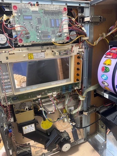 SAMMY サミー スロット台 実機 北斗の拳 SE　コイン不要機  【代理出品】