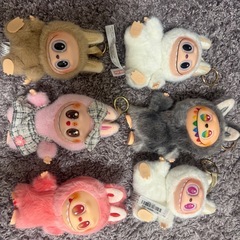 ラブブ ラフフ ぬいぐるみキーホルダーの画像