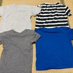 子供服　シャツ4枚　パンツ4枚の画像