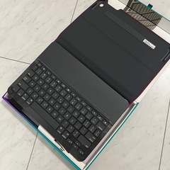 Logicool iPad 9.7インチ用キーボード　赤の画像