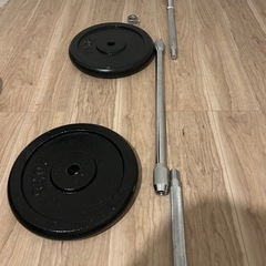 ベンチプレスバーベル＋20kg×2プレートセットの画像