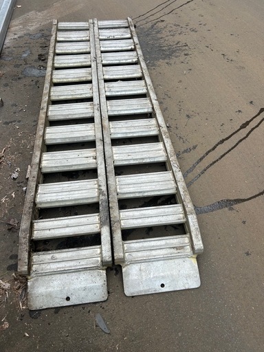 アルミブリッジ