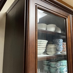 食器棚の画像