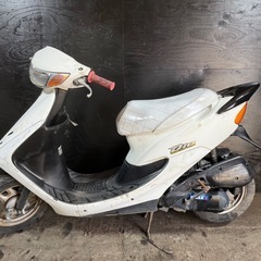 ★支払総額4.0万円★定休日なし！いつでも現車確認可能！ ホンダ ライブディオZX仕様 黒/白 AF34　人気のライブ！ 2ストのためオイル注ぎ足すだけ！ 社外メーター球！　の画像