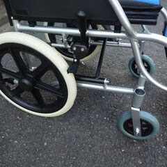 介助式車椅子　Care Tec　CA42SU　未使用品の画像