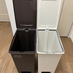 スタイリッシュな45ℓゴミ箱差し上げますの画像