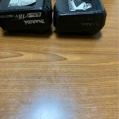 𝒎𝒂𝒌𝒊𝒕𝒂正規品 バッテリー➕充電器セットの画像