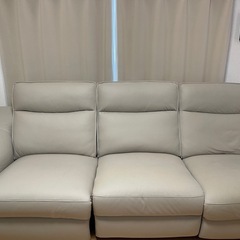 3人掛け電動ソファの画像