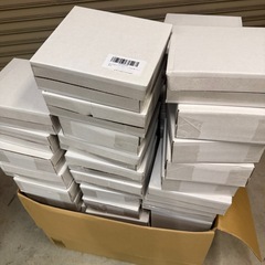 新品未使用 ペット用サークル取り付け型水飲み器 150個まとめてお譲りします（業者・保護団体歓迎） の画像