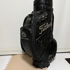 タイトリスト  ボーケイキャディーバッグの画像