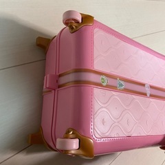 プリンセスのキャリーケース(おもちゃ)の画像