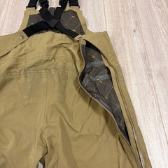 Westbeach カーキ オーバーオール スノーボードウェアの画像