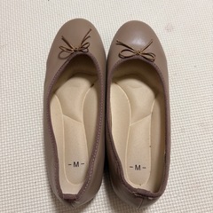 レディース パンプスの画像