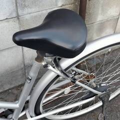 ◇自転車ママチャリ　27インチ（シルバー）  中古品◇003の画像