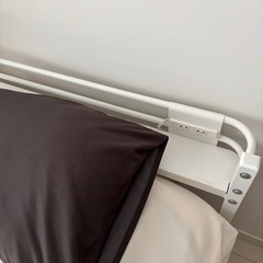 シングルベッドマット、ベッドフレームの画像