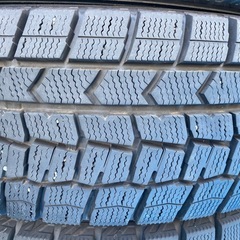 ダンロップ　185/65R15 25年製＋24年製　スタッドレスタイヤ　バリ山の画像