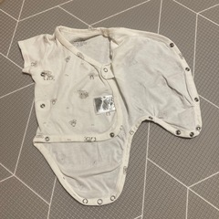 H&M ベビーボディスーツ(60サイズ) 3枚セットの画像