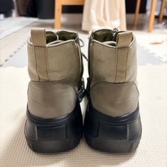 GU 靴の画像