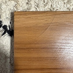 ローテーブル　中棚にキズありの画像
