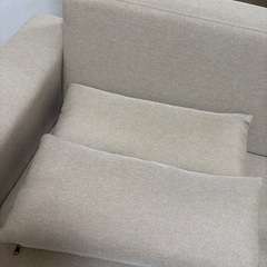 【即日受渡◎】ソファ 2.5人掛け  クッション×2付き（ベージュ） の画像
