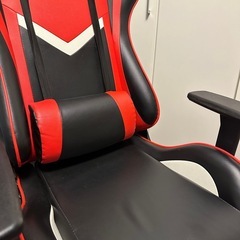 ゲーミングチェアの画像