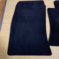 ミニクーパー　純正足マット
の画像