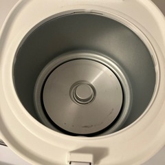 【お取引者様決定】山善 炊飯器 内釜ありませんの画像