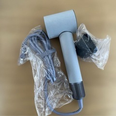 【新品】ドライヤー　速乾　大風量の画像