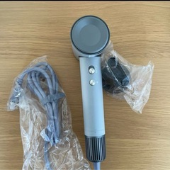 【新品】ドライヤー　速乾　大風量の画像