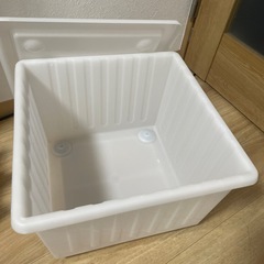 IKEA　VESSLA ヴェスラ 収納クレート キャスター付, ホワイト, 39x39 cmの画像