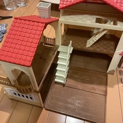 中古　シルバニアファミリー 赤い屋根の大きなお家の画像