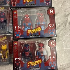 スパイダーマン　ベアブリックの画像