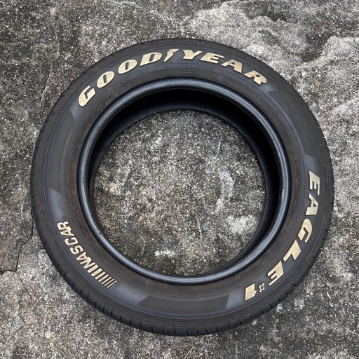 週末限定GOODYEAR EAGLE タイヤ4本NASCAR ハイエース215/60/17ホワイトレター