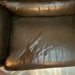 ニトリ三人掛けソファの画像