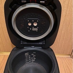 炊飯器の画像