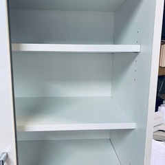 食器棚の画像