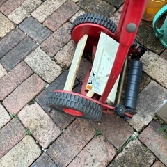 芝刈り機
の画像