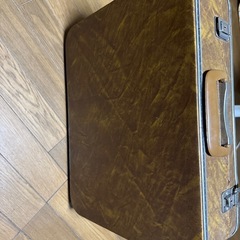 年季の入ったケース。の画像