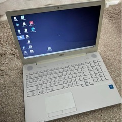 富士通 LIFEBOOK AH42/Y  プレミアムホワイトの画像