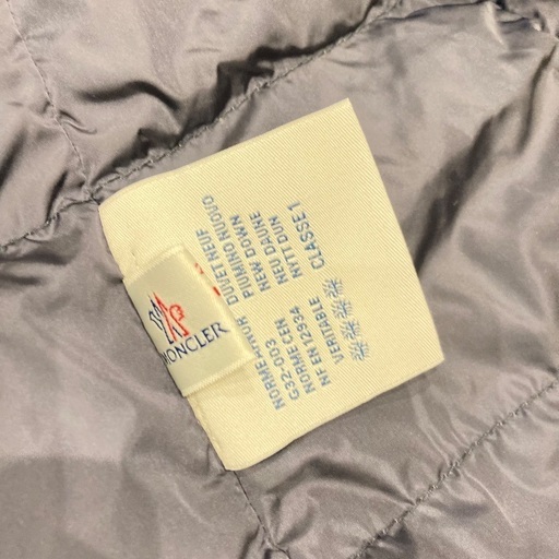 高級モンクレール?MONCLERダウンコートMサイズ