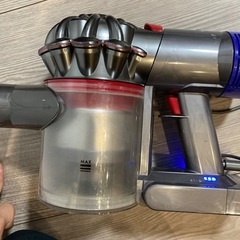 Dyson🔴コードレス掃除機の画像