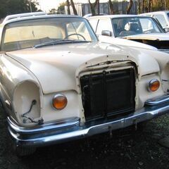 オールドMベンツ111-280SE-リビルトエンジン載せ替えの画像