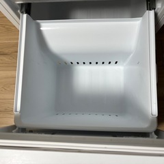 東芝ノンフロン冷凍冷蔵庫TOSHIBA GR-U15BS 2022年製の画像
