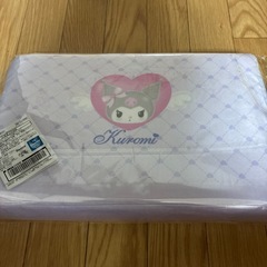 クロミの枕の画像