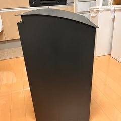 宅配ボックスの画像