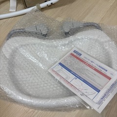 カトージ　バウンサーテーブル付きの画像