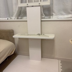 テレビスタンドの画像