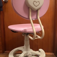【KOIZUMI】回転キッズチェアの画像